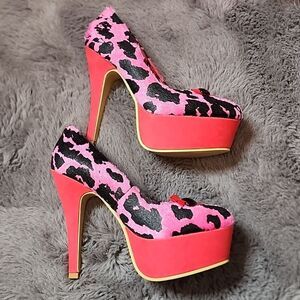 NIB Abbey Dawn Feel the Love Platform Pink & Black Size 6